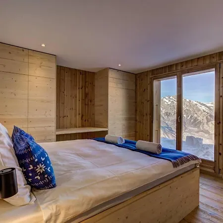 Newly Renovated Chalet Up To 12 Guests With Jacuzzi & Sauna!- If You Want To Book, Please Contact On Wh-ats-app - 0034-635-518-216 !!!! *